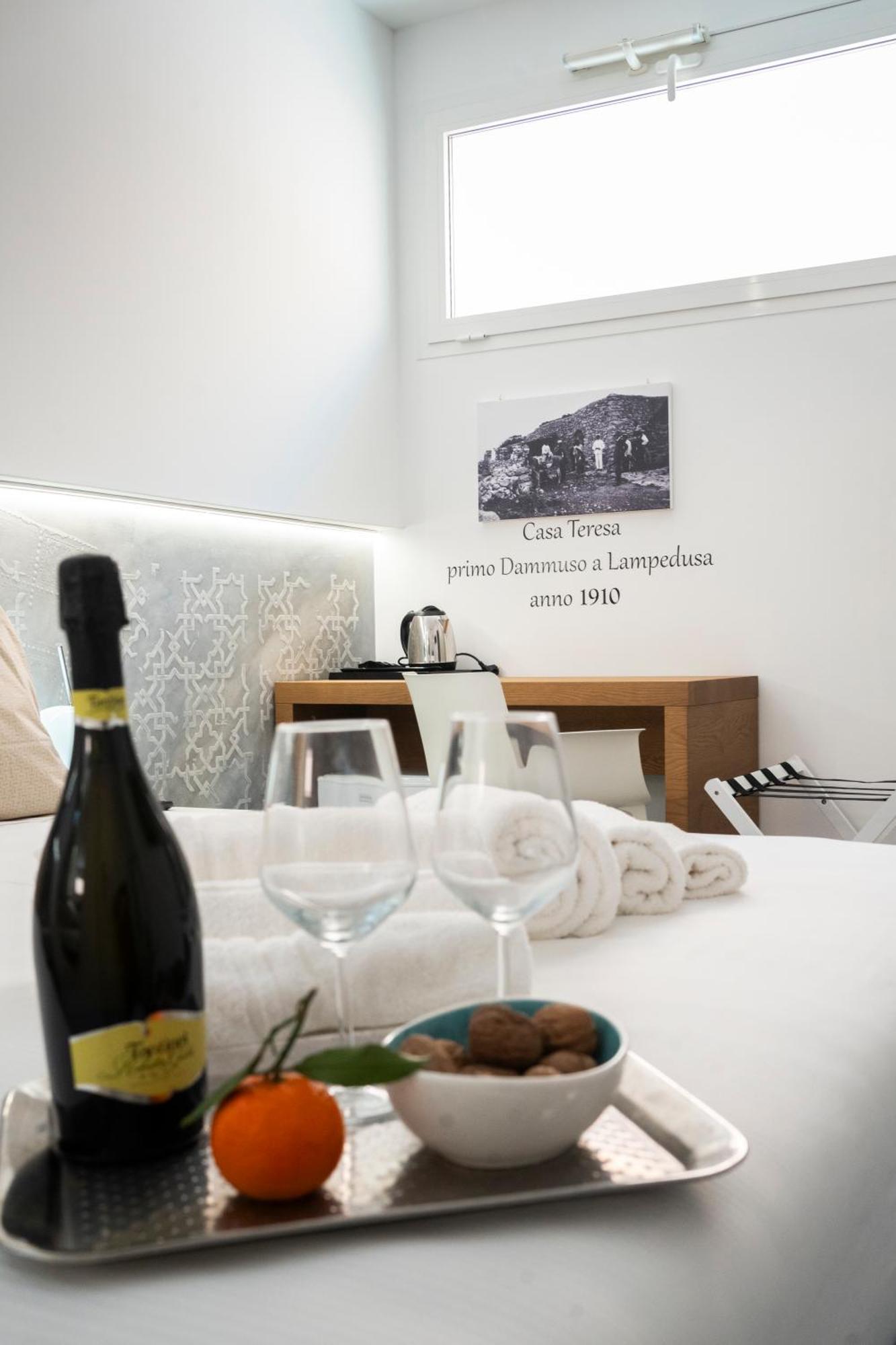Guest House Azzurra LMP Eksteriør bilde