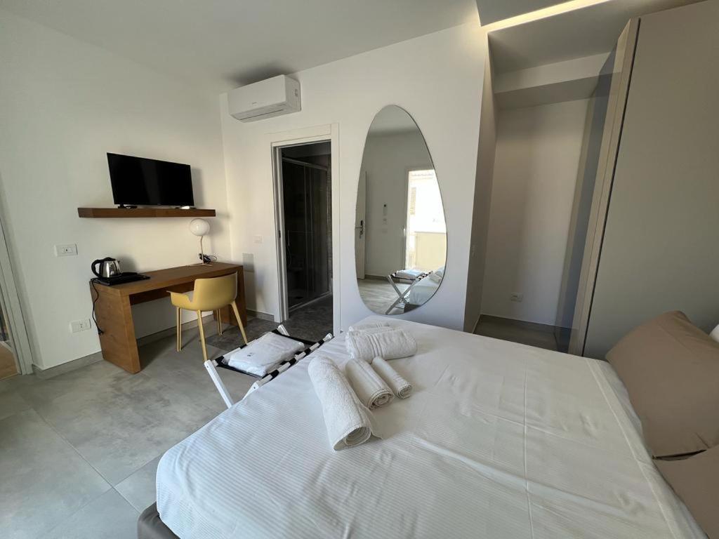 Guest House Azzurra LMP Eksteriør bilde